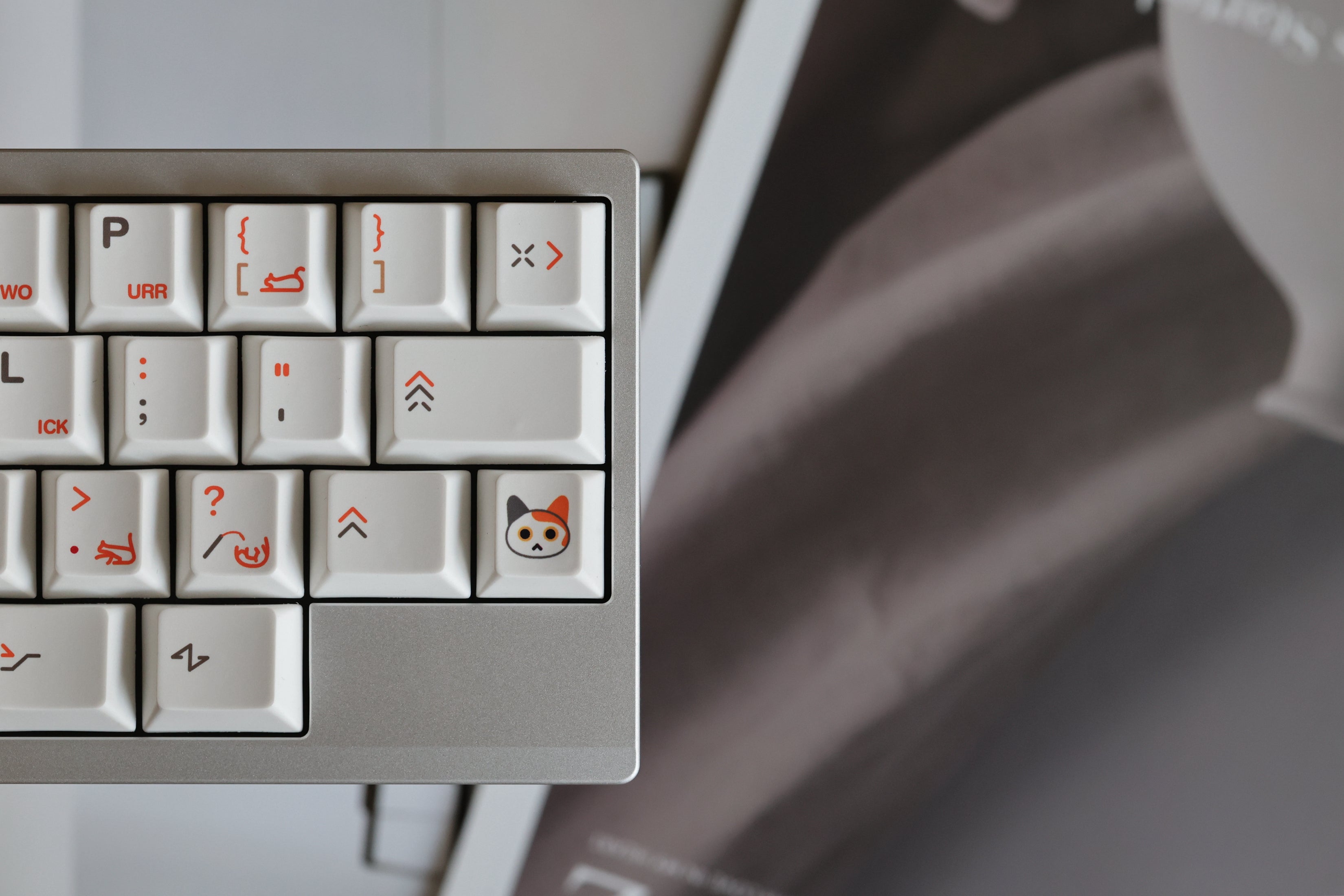 MW Calico Keycaps